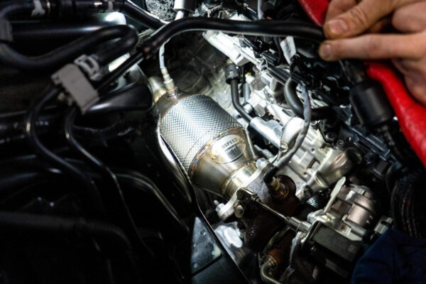 Fabspeed Macan 2.0L Primary Sport Catalytic Converters (2018 Only) - Image 5